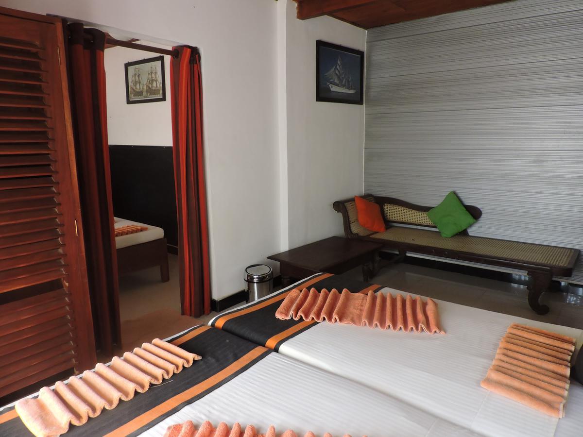 Samaya Beach Hotel Unawatuna Esterno foto