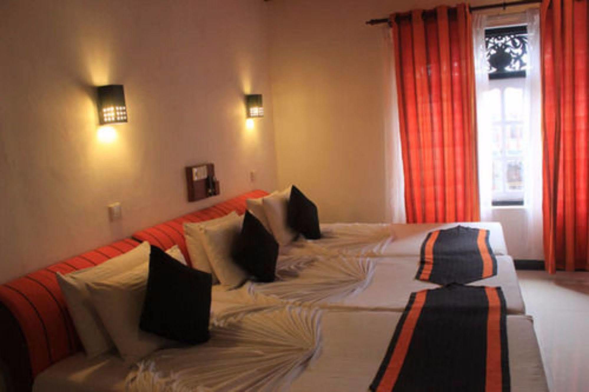 Samaya Beach Hotel Unawatuna Esterno foto