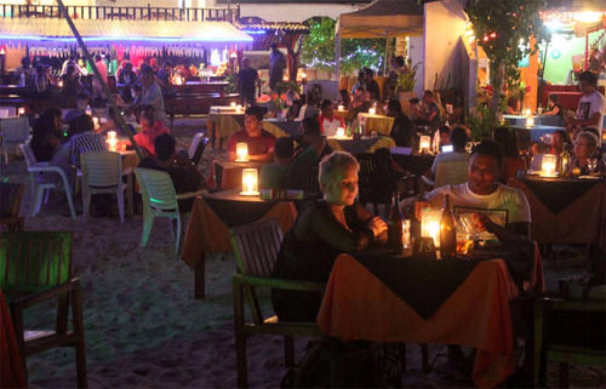 Samaya Beach Hotel Unawatuna Esterno foto